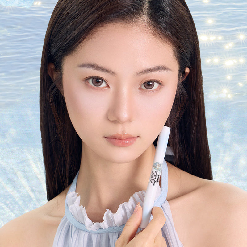 Collection of Haircare Highlighter Contouring Gift Set in a gallery layout