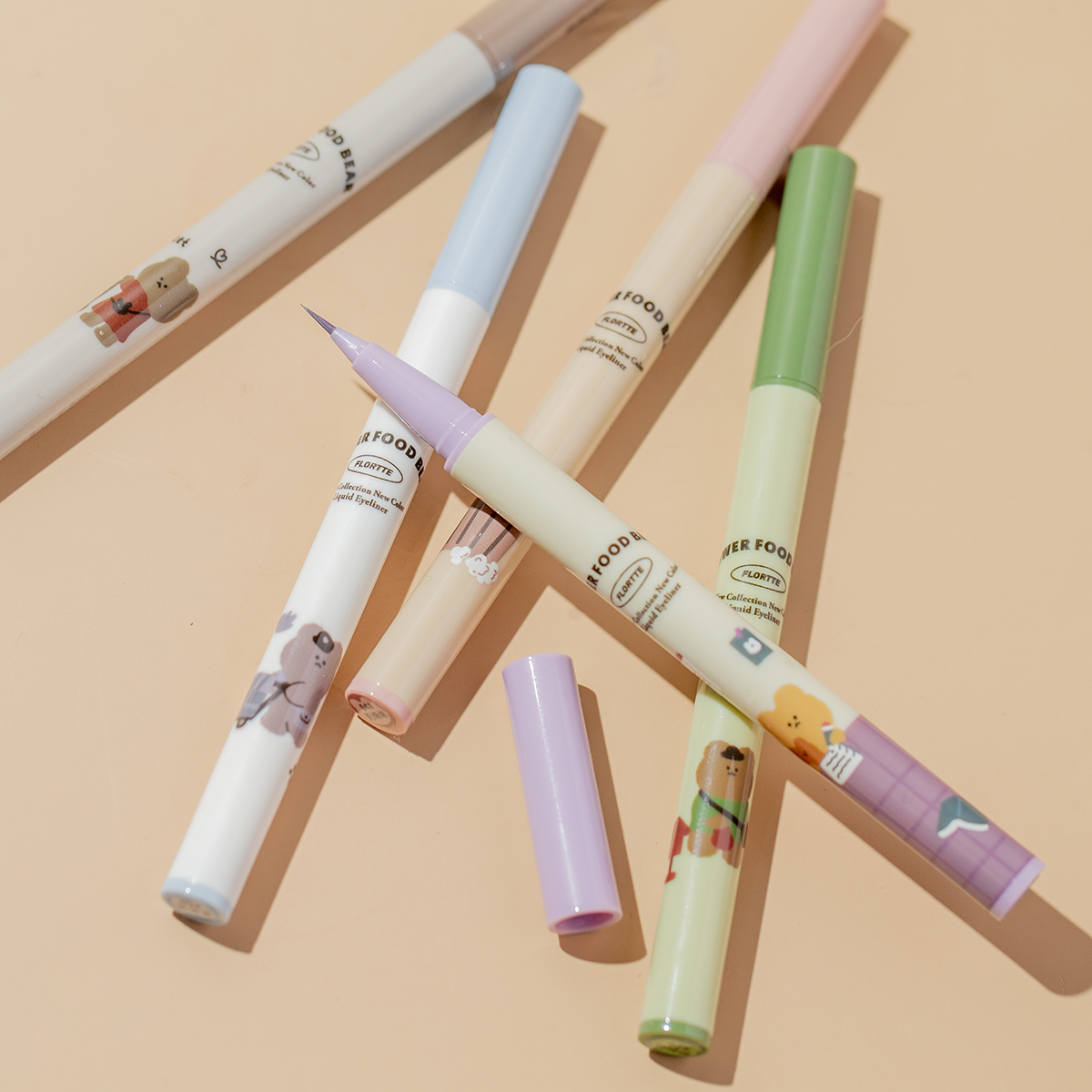 フラワーフードベア リキッドアイライナー