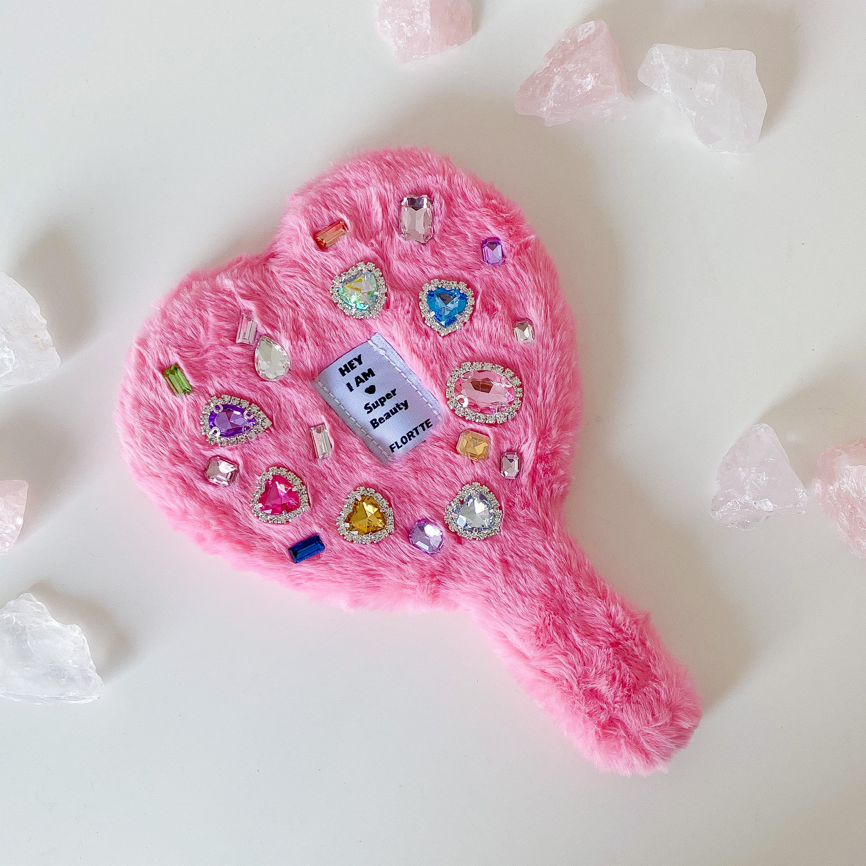 Collection of Segmentierte, selbstklebende, kleberfreie künstliche Wimpern in a gallery layout